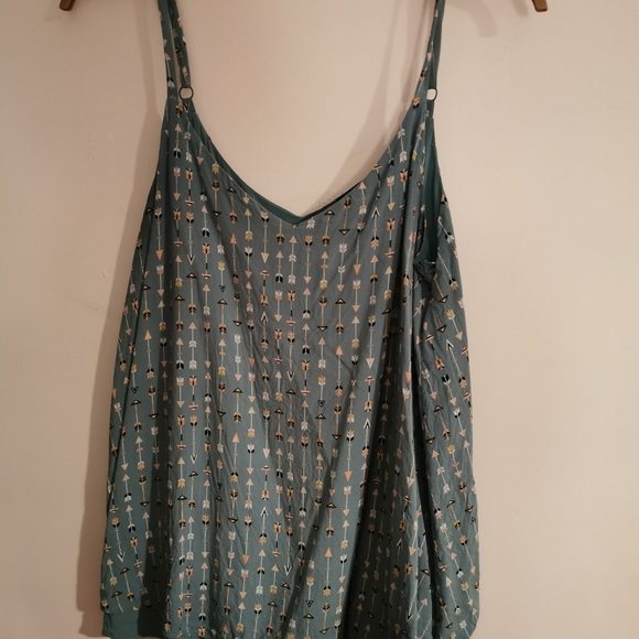 Womens Sleeveless Blouse - Picture 1 of 2